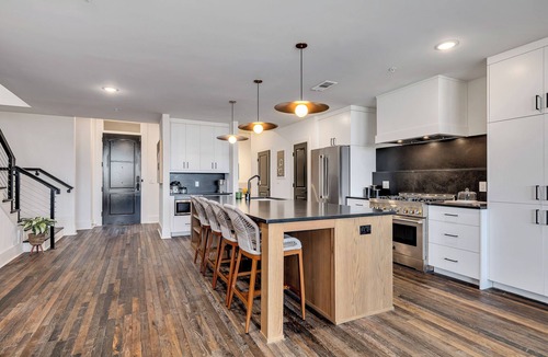 Castleberry Hill Apartment | Entire Top Floor Penthouse Loft, sleeps 20
