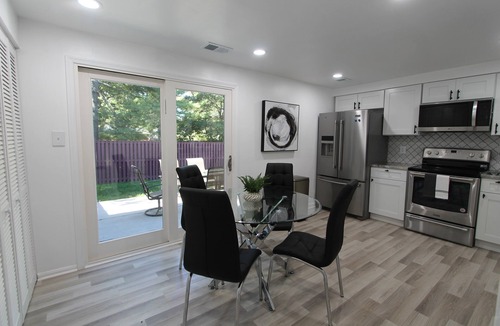 Springfield House | Entire Townhouse Springfield VA