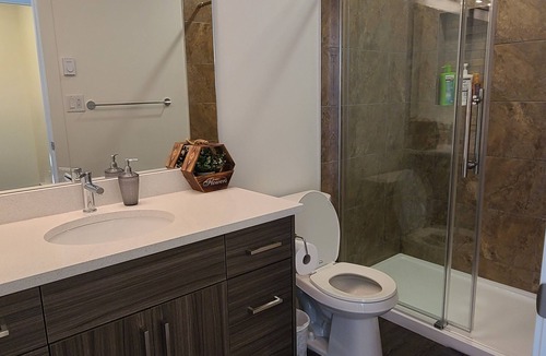 Regina House | ENTIRE UPPER FLOOR - SEPARATE ENTRANCE EAST REGINA