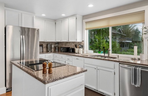 Somerset House | EntireViewLuxuryHomeBellevueSeattle