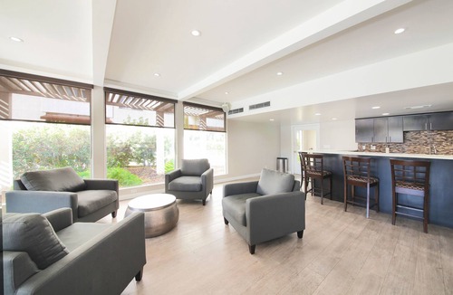 Hollywood Condo | ENTOURAGE/RAY DONOVAN BUILDING – LUXURY Condo