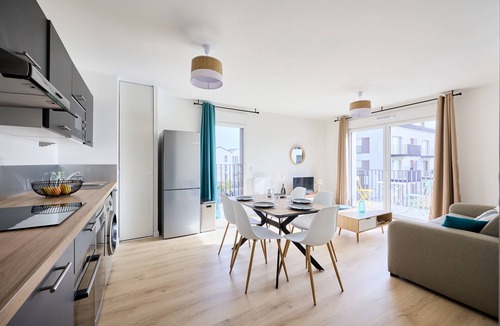 Courseulles-sur-Mer Apartment | Entre Ciel et Mer - Proche Plage