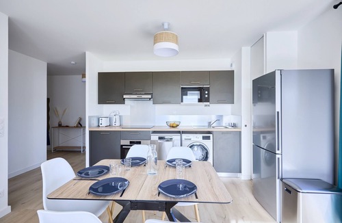 Courseulles-sur-Mer Apartment | Entre Ciel et Mer - Proche Plage