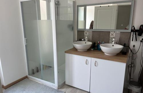 Clermont-l'Herault Apartment | Entre Lac et Mer
