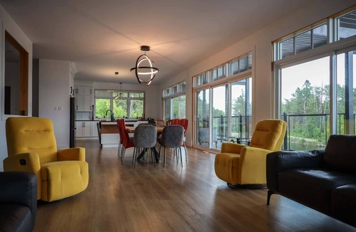 Saint-Simeon Ski Chalet | Entre Lac - Nature & Comfort