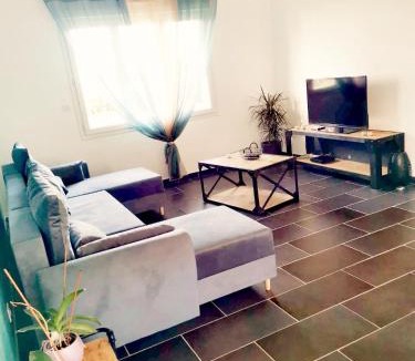 Vironchaux House | Entre Nous