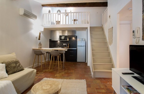 City of Carcassonne Apartment | Entre Pierres et Soleil - City view