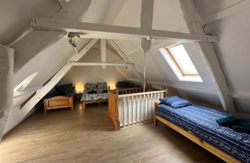 Fresville House | Entre pierres & mer