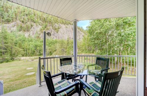 L'Anse-Saint-Jean Apartment | Entre roc et montagne