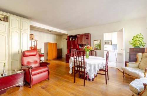 Porte-Dauphine Apartment | Entre Tour Eiffel et Champs Élysées