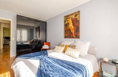 Porte-Dauphine Apartment | Entre Tour Eiffel et Champs Élysées