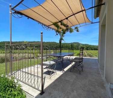 Methamis House | Entre Vignes et Collines