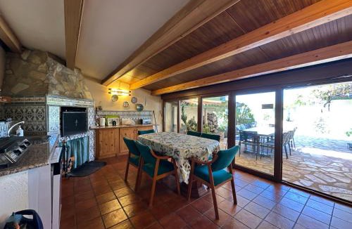 La Viluena House | Entrefrutales