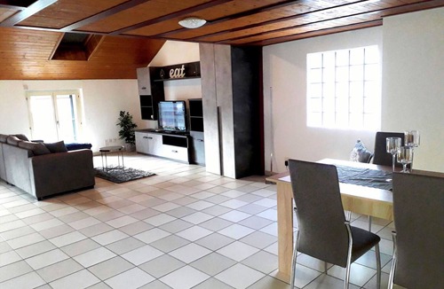 Quartino Apartment | Entspannende Ferien im grünen Gambarogno by Interhome