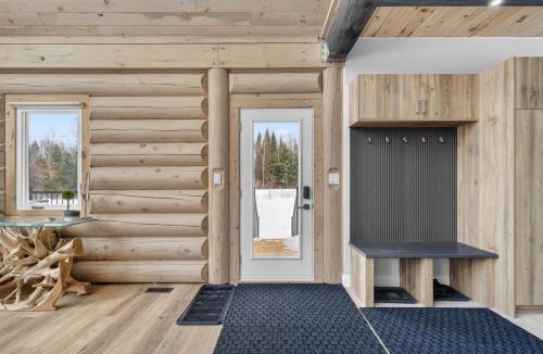 Amherst Ski Chalet | Envision Tremblant Ultra luxury Oasis Private Spa