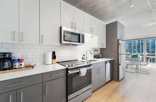River North Hotel | ENVITAE Hotel 4 Bedroom Luxury Apartments