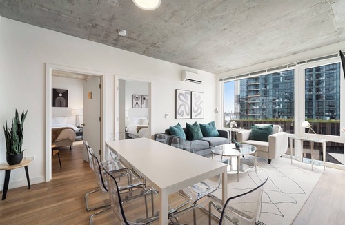 River North Hotel | ENVITAE Hotel 4 Bedroom Luxury Apartments