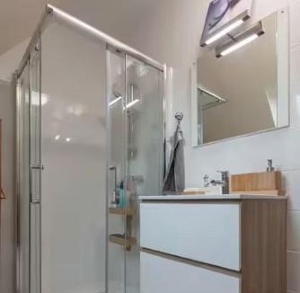 Plouedern Apartment | Envol du Phénix - Studio Phenix 20 m² avec jardin