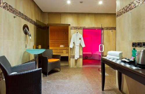 Veymerange Hotel | Enzo Hotels Thionville