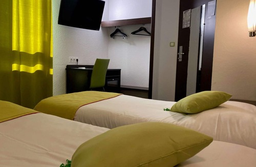 Vierzon Hotel | Enzo Hotels Vierzon By Kyriad Direct