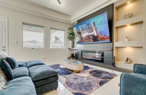 Chamberino House | EP Oasis w/Pool & Spa, Near I-10 & Hospitals