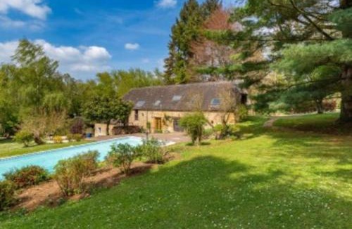 Vimoutiers House | Epicéas, appartement 4 pers, piscine, tennis