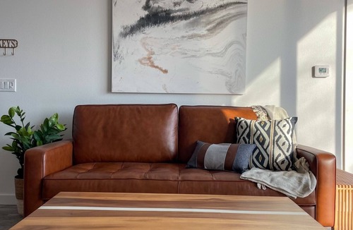 Grove Cabin | Epic Lake Views*Couples*Modern Luxury*King Bed
