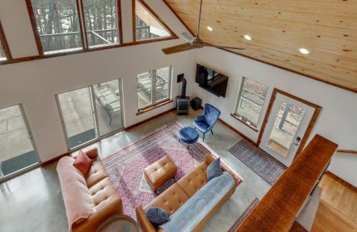 Eureka Springs House | Epic Lake Views! 'The Ridge' Eureka Springs Home