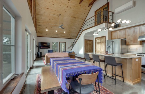 Eureka Springs House | Epic Lake Views! 'The Ridge' Eureka Springs Home