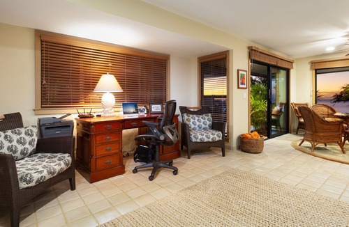Kamuela House | EPIC Sunset-Ocean-Mountain Views-Infinity Pool-Hot Tub,10min walk to beach