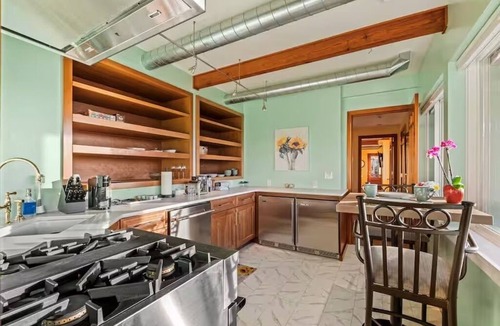 Seahurst House | Epic views, beautiful location, private & quiet