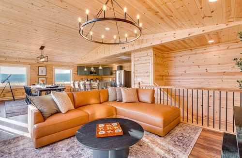 Shenandoah Cabin | Epic Views - Pickleball - HotTub - Firepit - Shenandoah National Park!