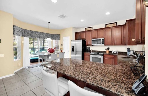 Windsor Hills House | Epic Windsor Hills Grand Family Retreat