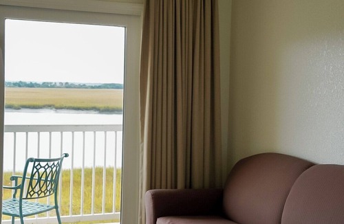 Epworth Acres Hotel | Epworth By The Sea