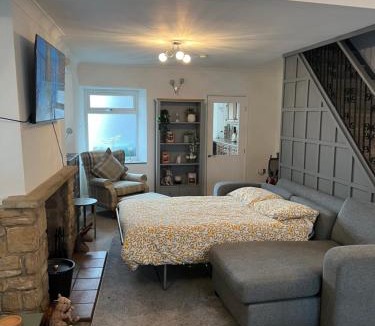 Crich House | Epworth Cottage