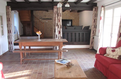 Feuillade House | Equestrian cottage in Threshold Charente Périgord