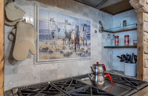 Central Bridge House | Equestrian Estate | Indoor Pool, Theater, Game Rm