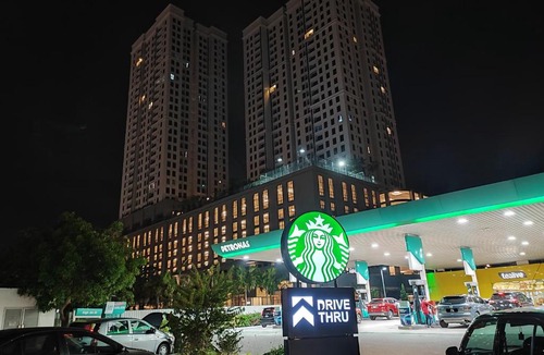 Taman Equine Apartment | Equine Residence By Hatze