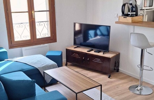 Survilliers Apartment | Equipped accommodation Families & pro travellers - Near CDG & Astérix