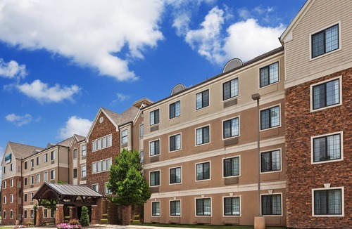 Round Rock West Apartment | Equipped Suite with FREE Buffet Breakfast, Gym Access + Air-Conditioning