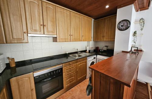 Les Apartment | Era tor de les