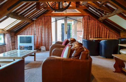 Overton-on-dee House | Erbistock Mill