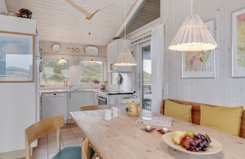 Rødhus House | "Eri" - 300m from the sea by Interhome