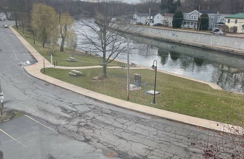 Baldwinsville House | Erie Canal Loft With Docking and View
