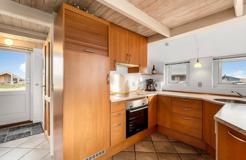Vrist Strand House | "Eringisl" - 50m from the sea by Interhome