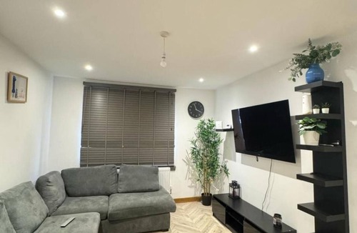 North End Apartment | Erith cosy retreat home
