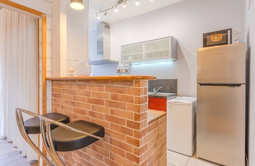 Quai de la Fosse Apartment | Ernest - appt calme, proche centre de nantes