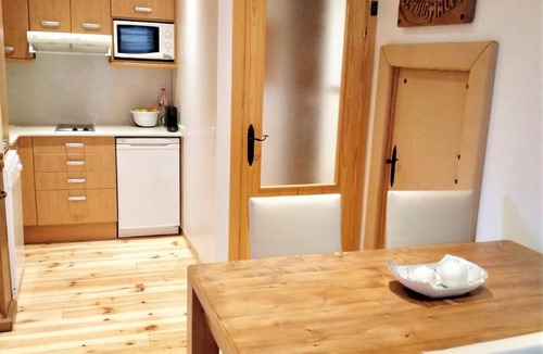 Err Apartment | ERR I 6 PAX - Two Bedroom Apartment, Sleeps 6