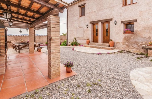 Maians Villa | Heritage Cottage in Maians with Swimming Pool