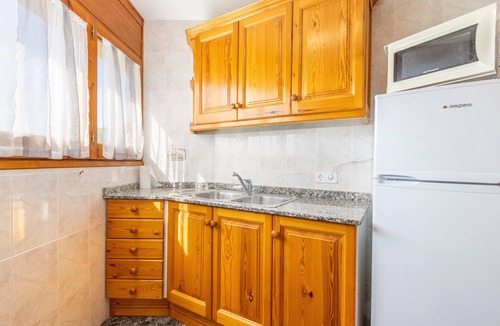 Gavet de la Conca Apartment | Apartment 'Casa De La Font' in Sant Martí de Barcedana with Shared Pool and Air Conditioning